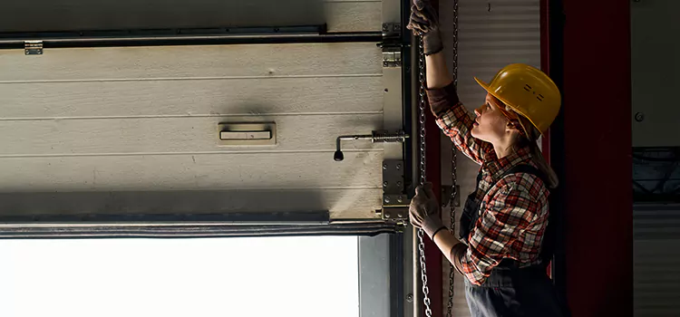 Addressing Common Garage Door Stoppage Issues in New Orleans, LA